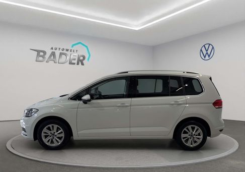 Volkswagen Touran, 2022 3