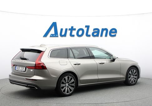Volvo V60, 2022