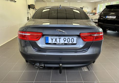 Jaguar XE, 2018