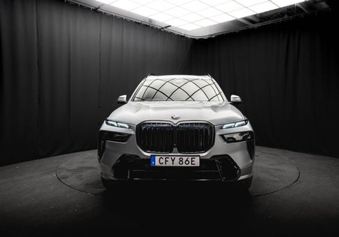 BMW X7, 2023