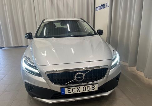 Volvo V40 Cross Country, 2019