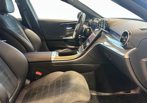Mercedes-Benz C 300, 2024
