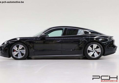 Porsche Taycan, 2020