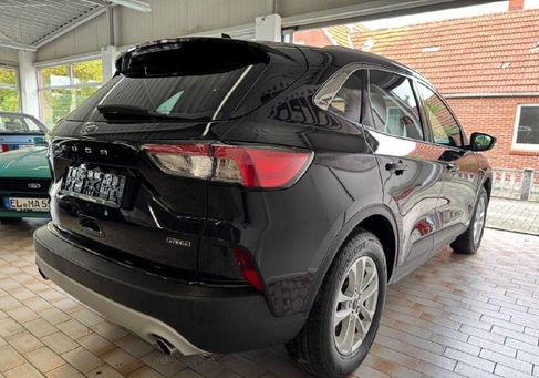 Ford Kuga, 2022