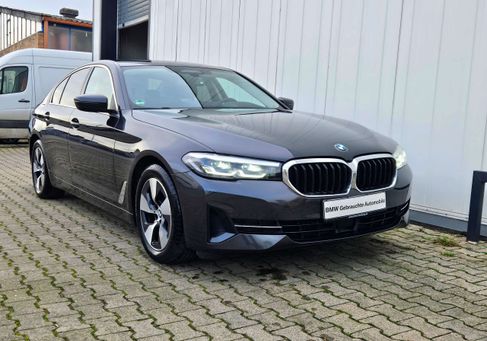 BMW 520, 2022