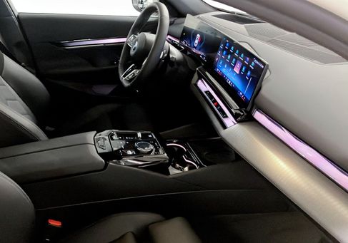 BMW 530, 2026 3
