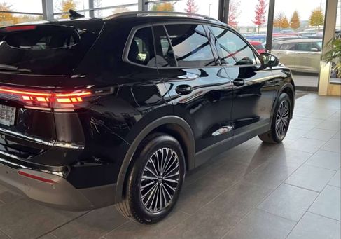 Volkswagen Tiguan, 2025 3