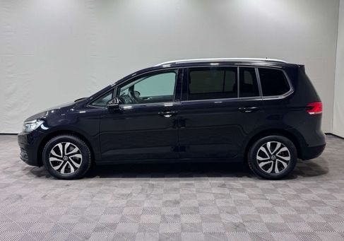 Volkswagen Touran, 2023 3