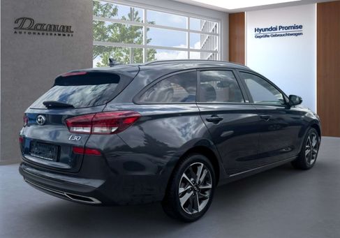 Hyundai i30, 2022