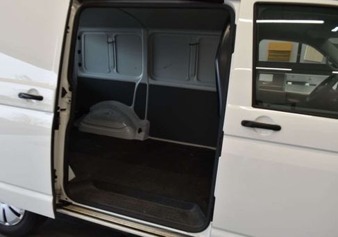Volkswagen T6 Transporter, 2022 3