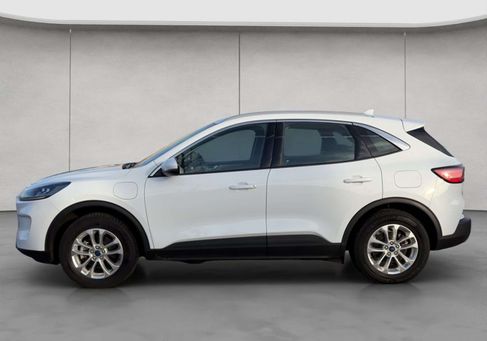 Ford Kuga, 2022