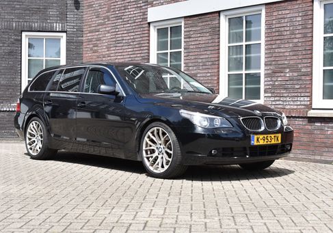 BMW 545, 2005