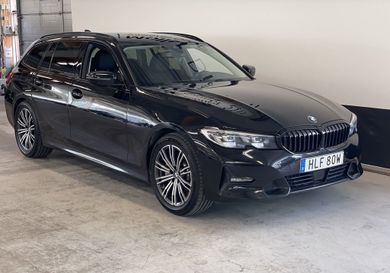 BMW 330, 2021
