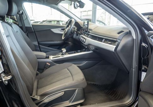 Audi A4, 2022