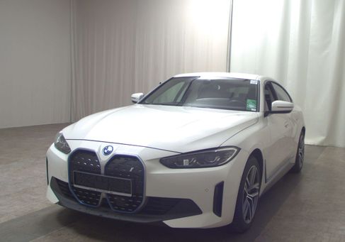 BMW i4, 2023