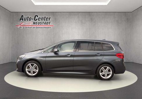 BMW 220, 2022 2