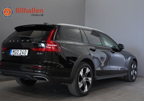 Volvo V60 Cross Country, 2020
