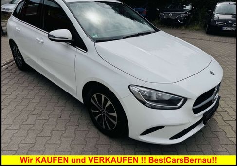Mercedes-Benz B 180, 2023