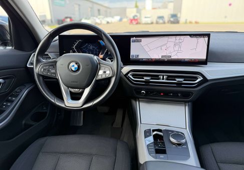BMW 320, 2023