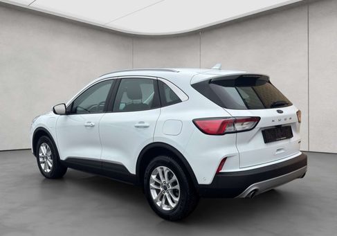 Ford Kuga, 2022