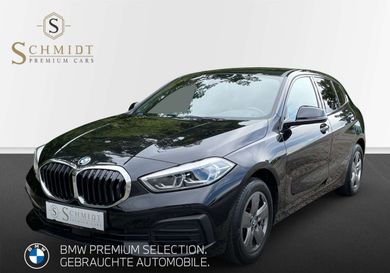 BMW 118, 2021