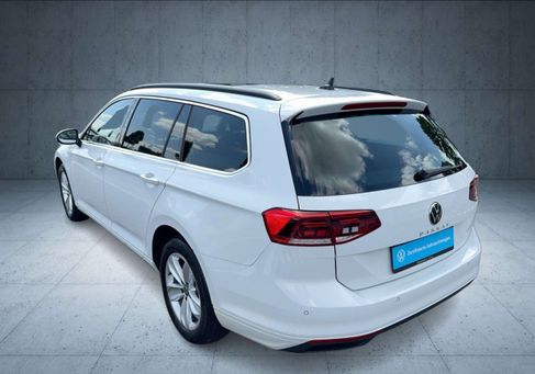 Volkswagen Passat Variant, 2023 3