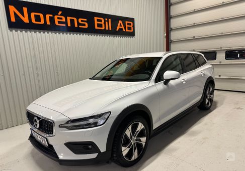 Volvo V60 Cross Country, 2022