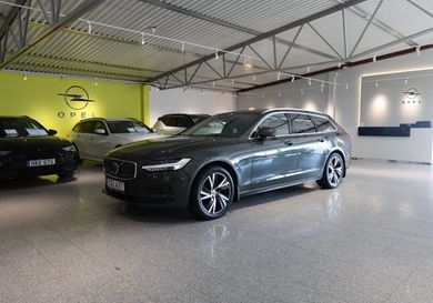 Volvo V90, 2021