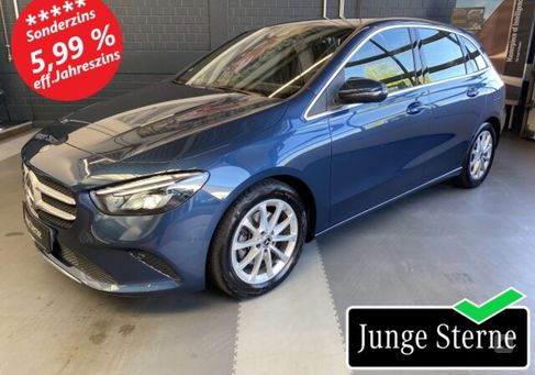 Mercedes-Benz B 200, 2022