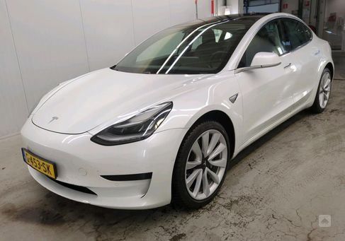 Tesla Model 3, 2019