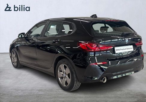 BMW 118, 2023