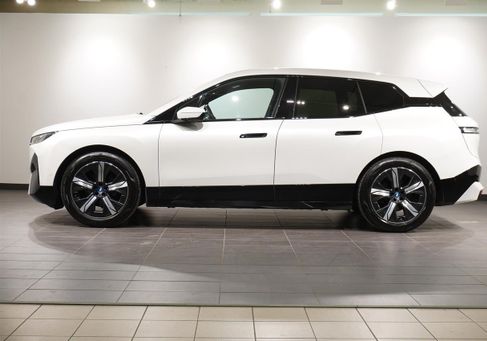 BMW iX, 2023