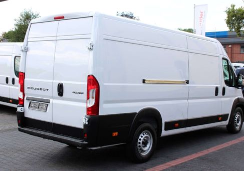 Peugeot Boxer, 2025