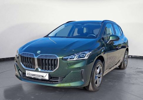 BMW 220, 2025 2