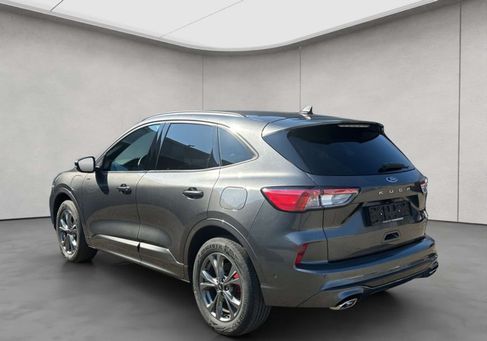Ford Kuga, 2022