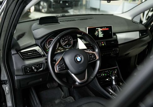 BMW 225, 2017