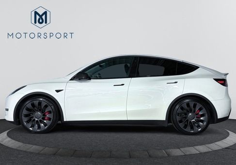 Tesla Model Y, 2024 3