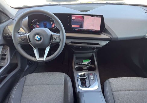 BMW 220, 2025 2