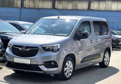 Opel Combo, 2022