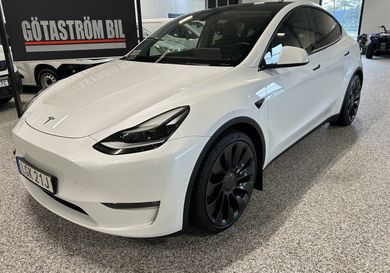 Tesla Model Y, 2022