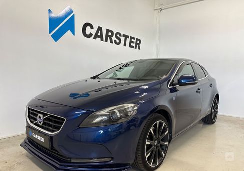 Volvo V40, 2015