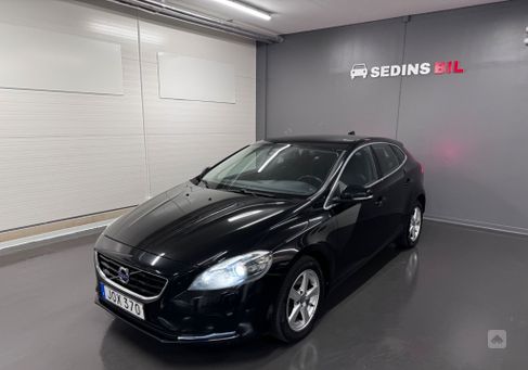 Volvo V40, 2016