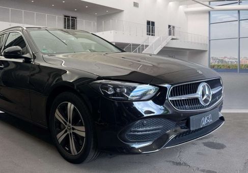 Mercedes-Benz C 300, 2023