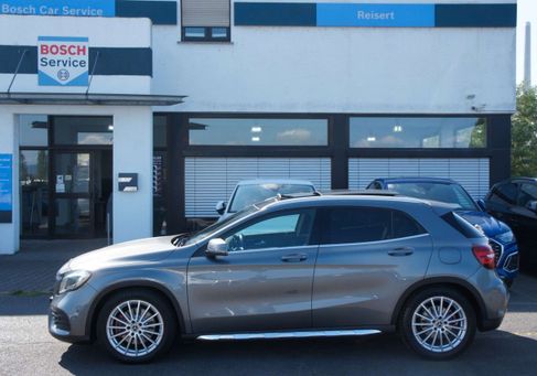 Mercedes-Benz GLA 250, 2018 3