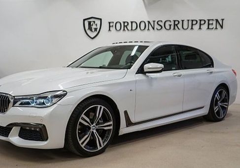 BMW 730, 2018