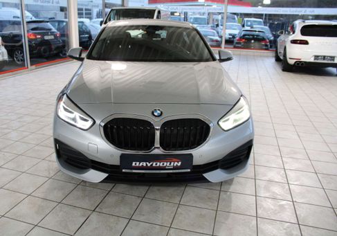 BMW 118, 2020