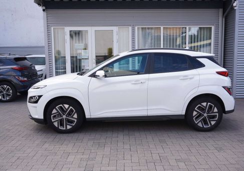 Hyundai Kona, 2023 3