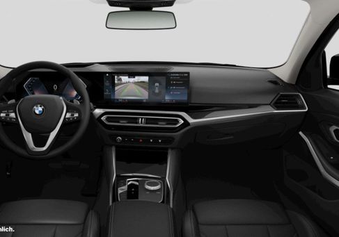 BMW 320, 2023 3