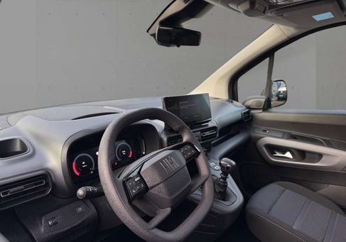 Fiat Doblo, 2025 3