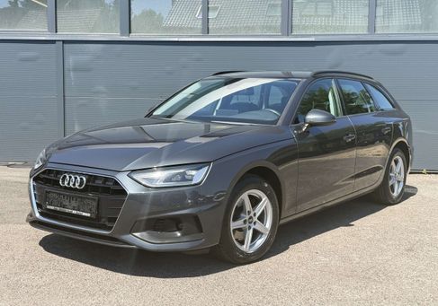 Audi A4, 2022